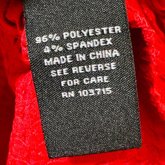 Women’s Red Dress Size 20 W Waffle Pattern Holiday Dress - Picture 7 of 9